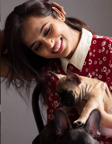 Ramya Pandian and Her Pet Dogs