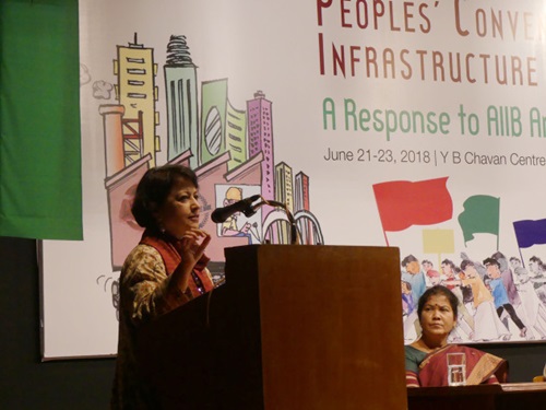 Sucheta Dalal addressing the audience at People's Convention on finance structure