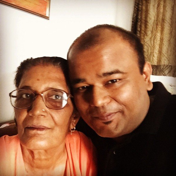 Nishant Tanwar with his mother