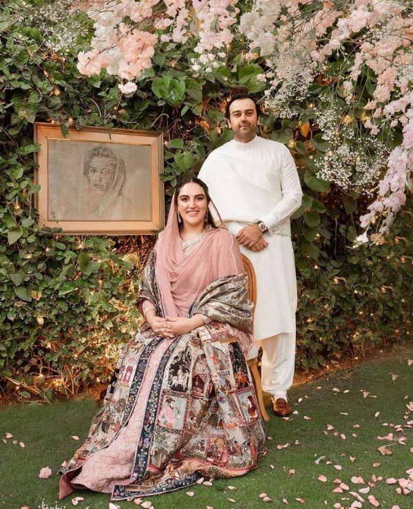 Mahmood Chaudhry and Bakhtawar Bhutto on their engagement day wearing traditional Pakistani dresses in the engagement ceremony