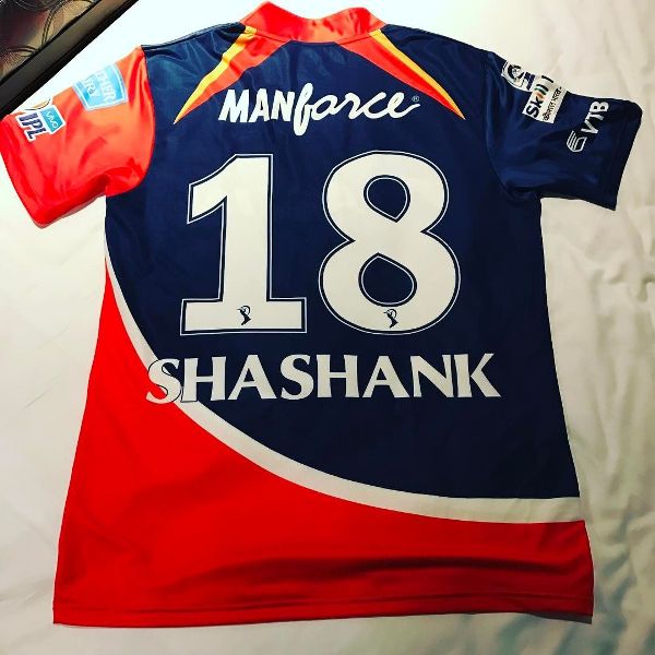 Shashank Singh's Delhi Daredevils jersey