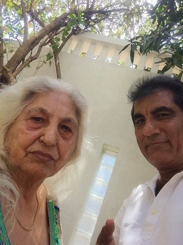 Raj Babbar's mother and brother