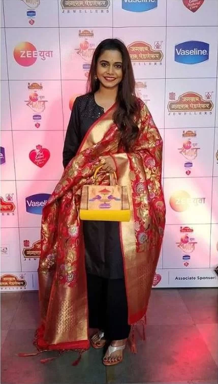 Hemangi Kavi