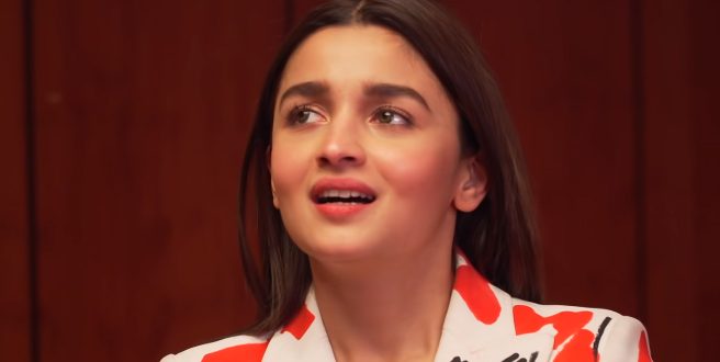 आलिया भट्ट आयु, ऊंचाई, वजन, जैव, विकी, परिवार, नेट वर्थ और बॉयफ्रेंड |  2021 - सेलेबसुपडेट