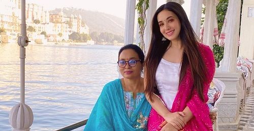 Aditi Budhathoki with her mother