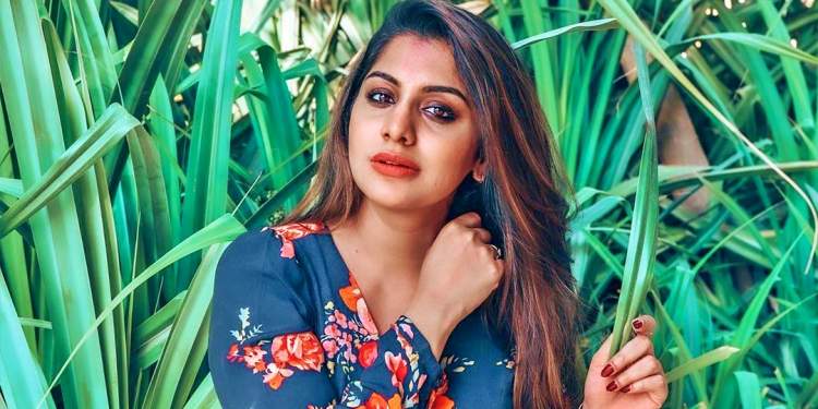 Meera-Nandan-Wiki-Bio-Age-Husband-Salary-Photos-Video-News-Ig-Tw
