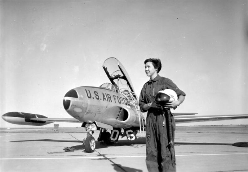 Wally Funk, aged 21, as the first female flight instructor at Fort Sill, Oklahoma in 1960