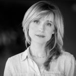 Allison Mack Wiki, Age, Height, Husband, Children, Family, Biography & More - Famous People Wiki